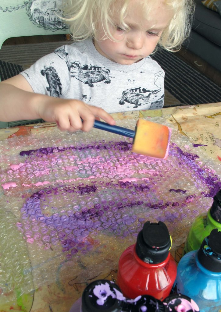 Bubble wrap printing – Art at the Start