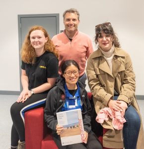 Group photo of Woo's visit